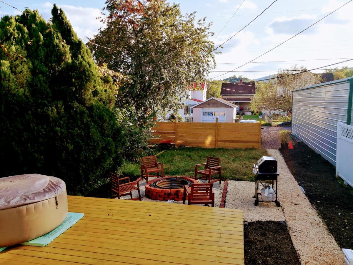 הוילה The Dacha. Cumberland Vacation מראה חיצוני תמונה